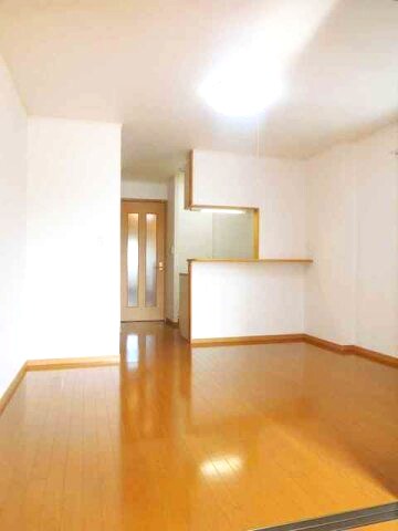 こちらの居間で趣味の時間をお楽しみください 名鉄名古屋本線/富士松駅 徒歩12分 1階 築18年