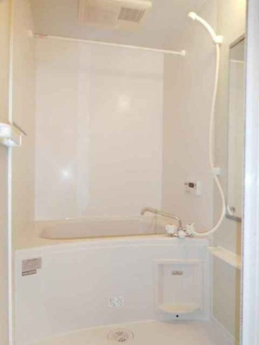 お風呂で日々の疲れを落としましょう 名鉄名古屋本線/富士松駅 徒歩12分 1階 築18年