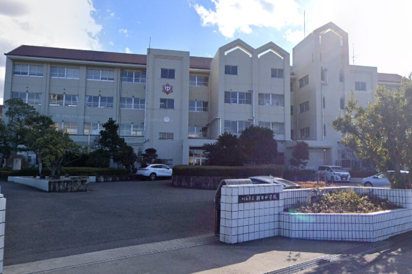 刈谷市立朝日中学校(中学校/中等教育学校)まで614m 東海道本線/野田新町駅 徒歩23分 2階 築4年
