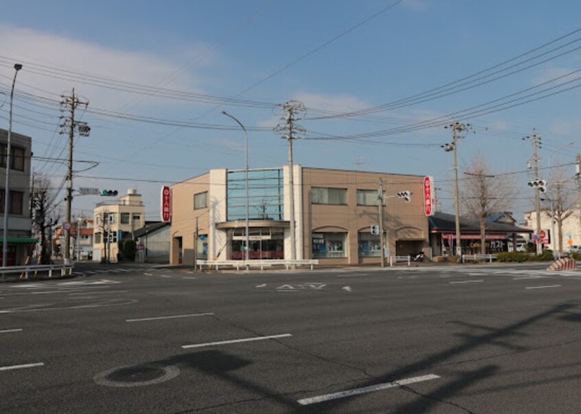 十六銀行内田橋支店(銀行)まで411m ルトゥール豊