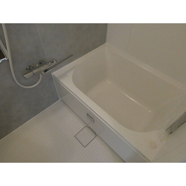  名鉄名古屋本線/有松駅 バス9分鳴海団地下車:停歩11分 1階 築32年