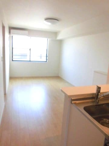  名鉄河和線/青山駅 バス10分ホテルパワーバンク前下車:停歩4分 3階 築5年