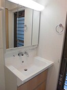  名鉄河和線/青山駅 バス10分ホテルパワーバンク前下車:停歩4分 3階 築5年