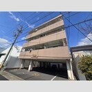 グランドヒルズ入場3番館の外観