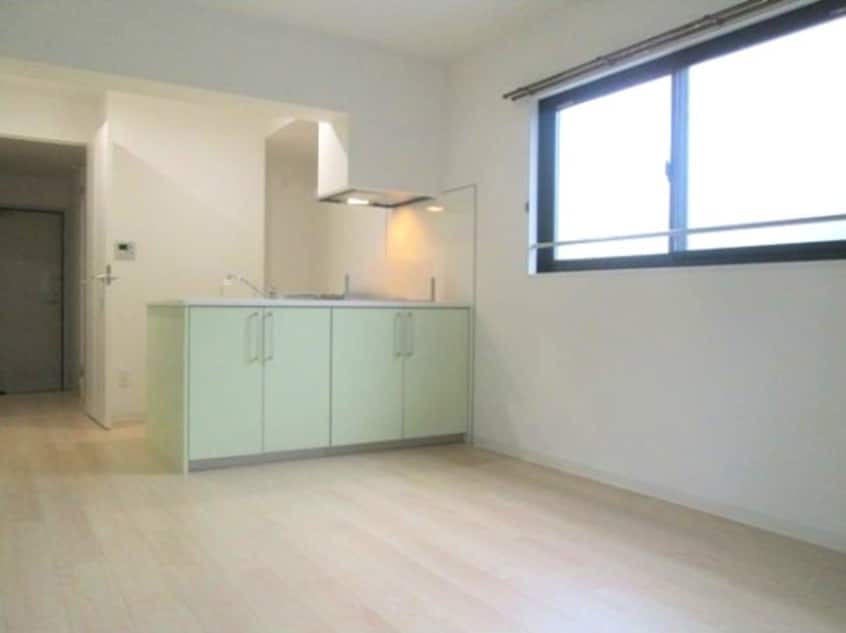  名古屋市営地下鉄東山線/新栄町駅 徒歩12分 3階 築7年