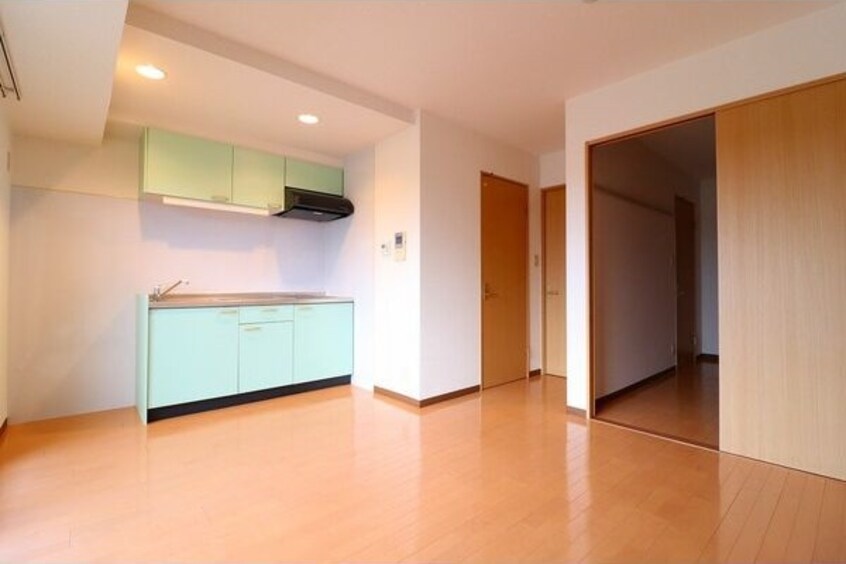  名古屋市営地下鉄名城線/西高蔵駅 徒歩3分 6階 築18年