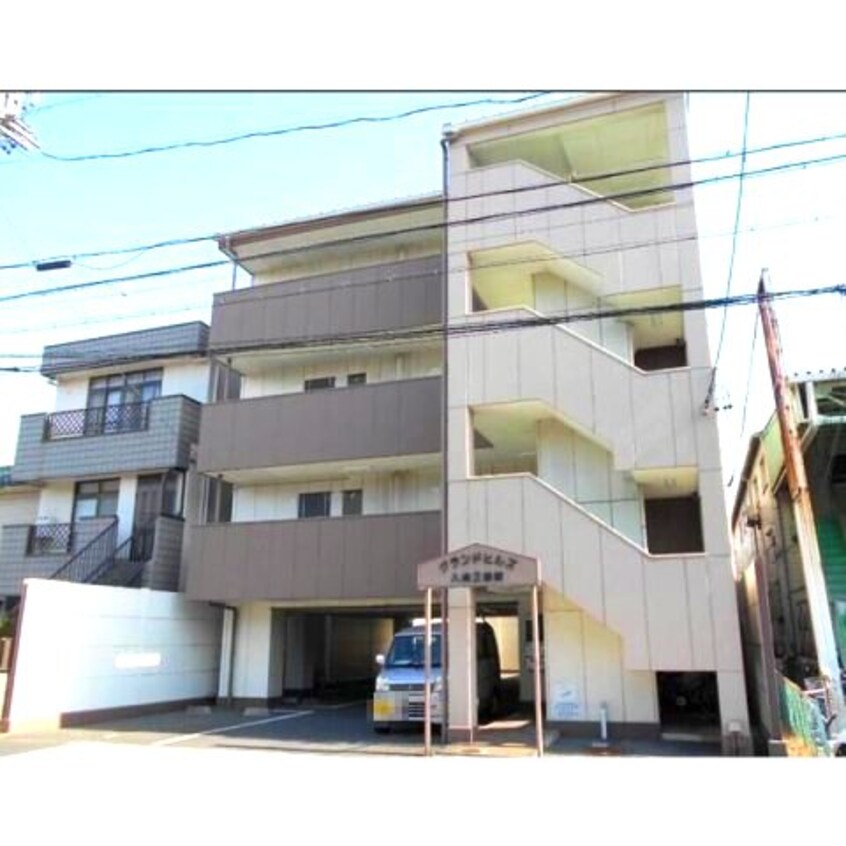  グランドヒルズ入場2番館