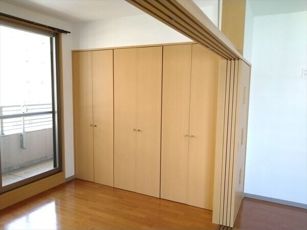  ゴールドヒルズ渡辺