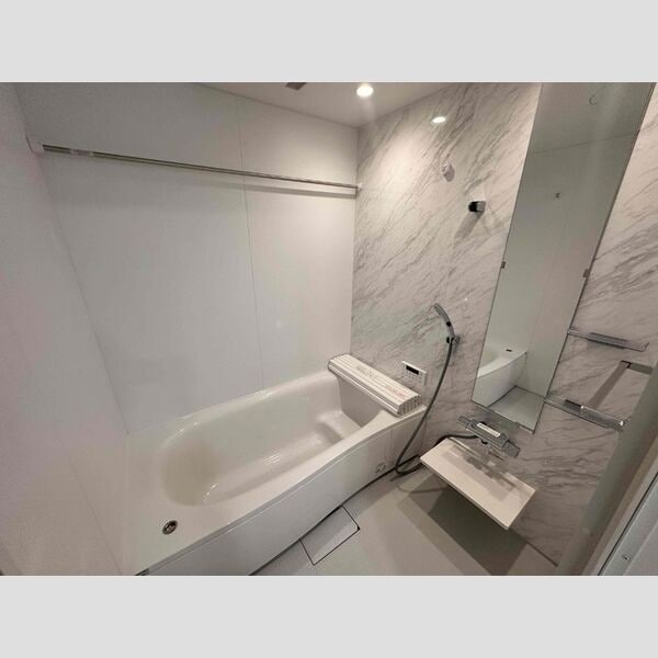  近鉄名古屋線/戸田駅 徒歩28分 1階 1年未満