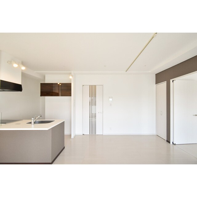  ファーストレジデンス栄