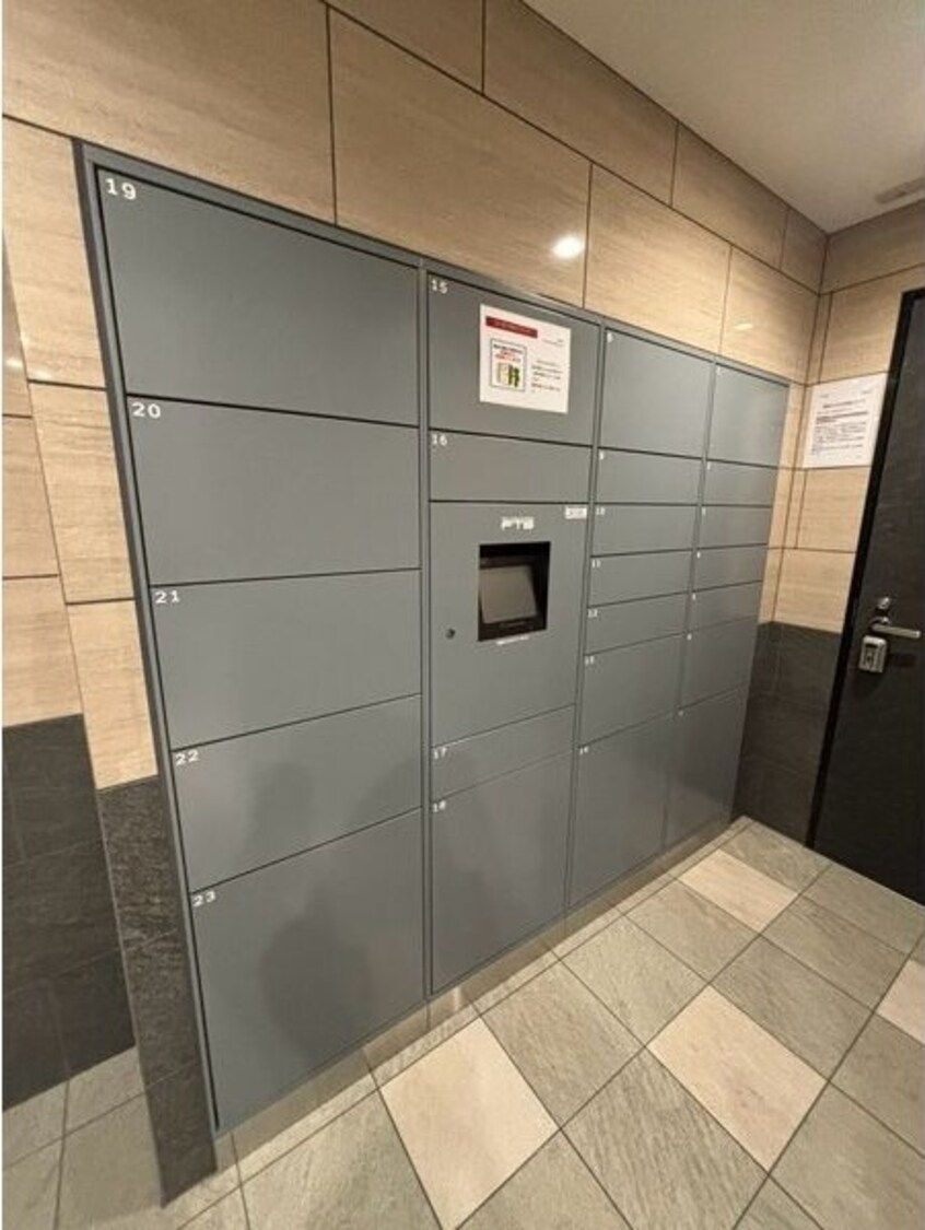  プレサンス吹上駅前エテルノ