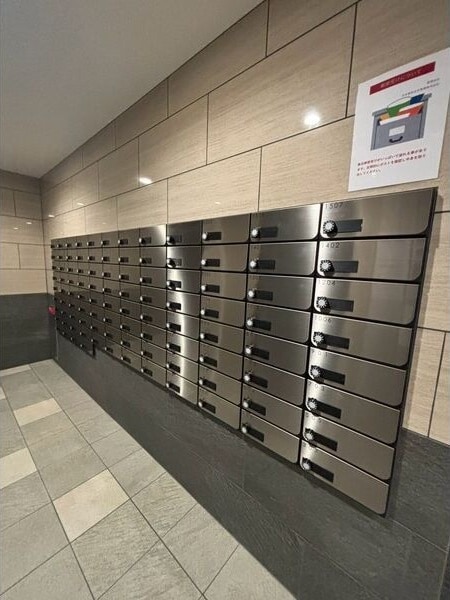  プレサンス吹上駅前エテルノ