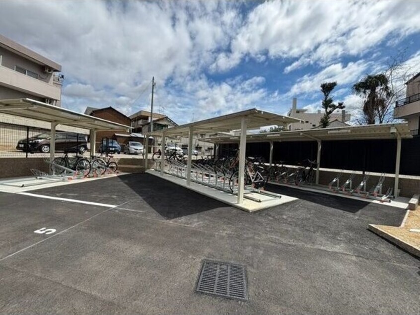  プレサンス吹上駅前エテルノ