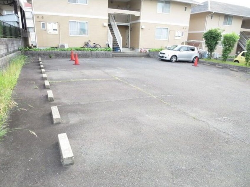  ケーエムハイツ