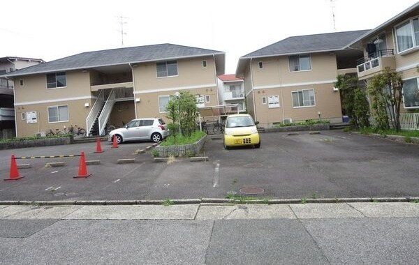  ケーエムハイツ