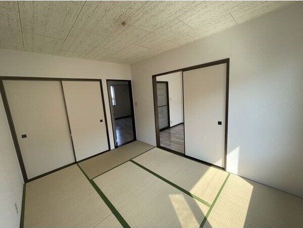  ケーエムハイツ