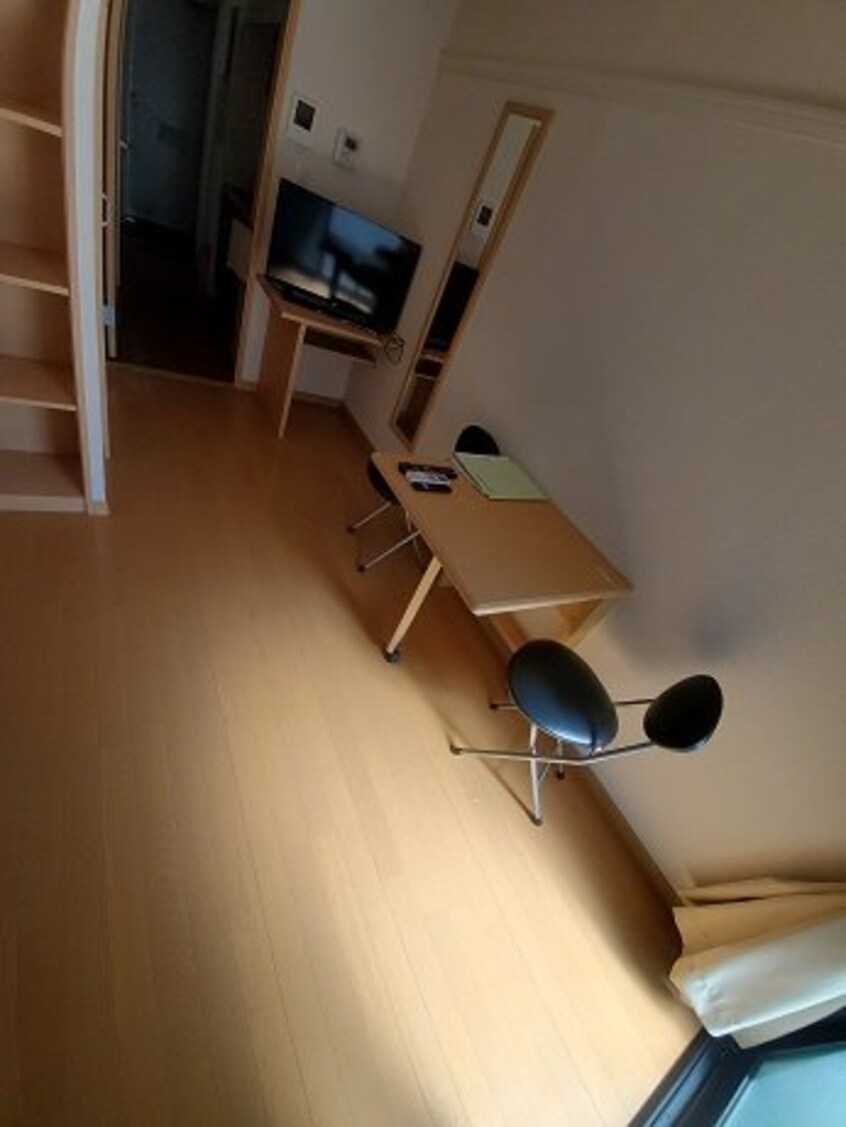  レオパレスまつばら