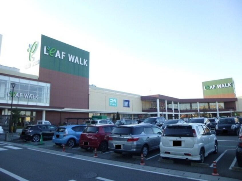 リーフウォーク稲沢まで3600m カサプーラ