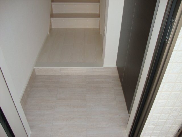 玄関 ローズテラス