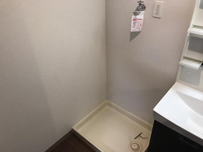 洗濯機置場 ブルーローズ