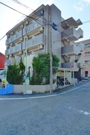 落ち着いた雰囲気の外観です セピアパレスＴＡＫＥＭＩ