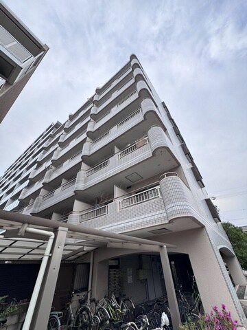  シーズンコート川間