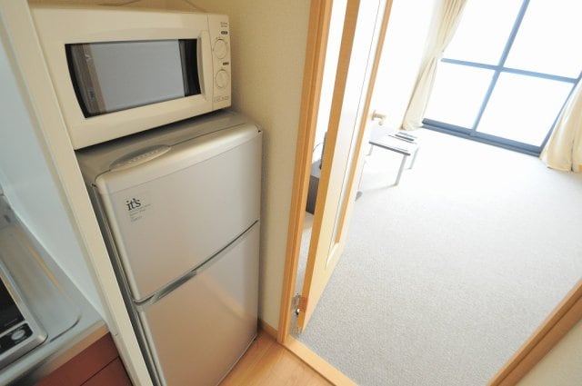  レオパレス丸根