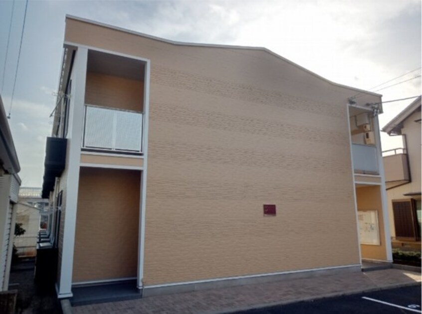  レオパレス上名和