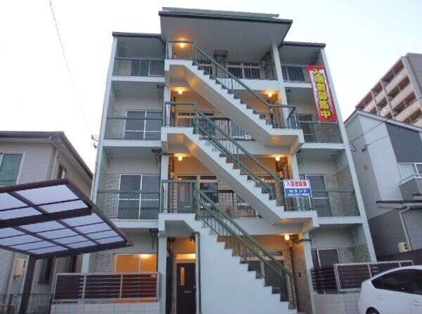  ランドスクエア本陣