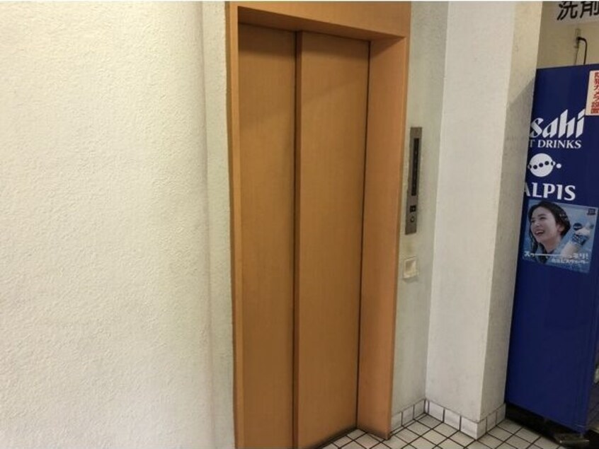  ヴィラカレッジウエスト