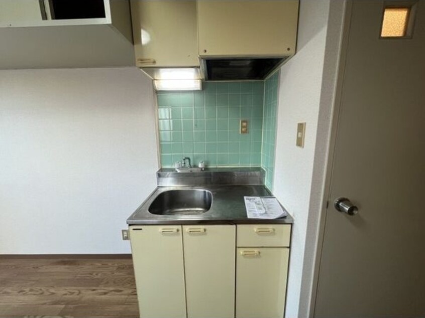  ヴィラカレッジウエスト