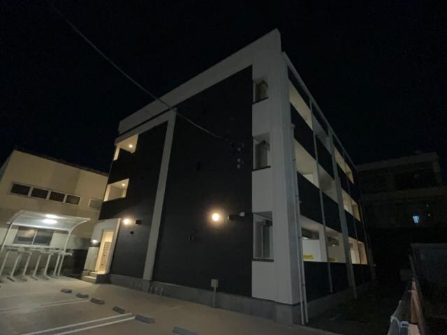 外観写真（夜） ソルチ歌里