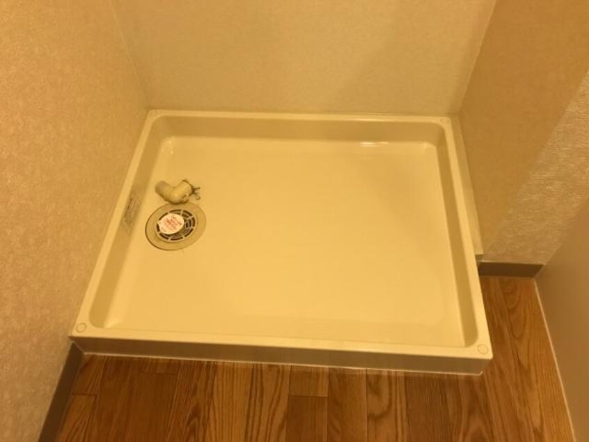 洗濯機置場 サンプレス市場木