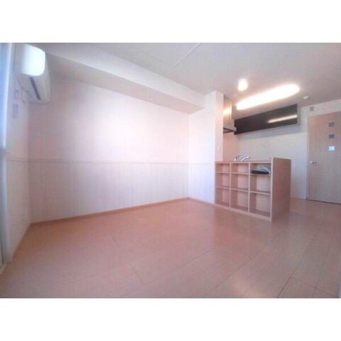 室内写真は別部屋の写真です。 名鉄常滑線・空港線/道徳駅 徒歩9分 2階 築15年