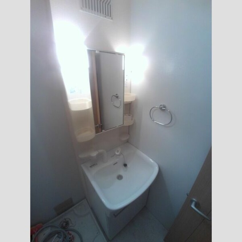 室内写真は別部屋の写真です。 名鉄常滑線・空港線/道徳駅 徒歩9分 2階 築15年