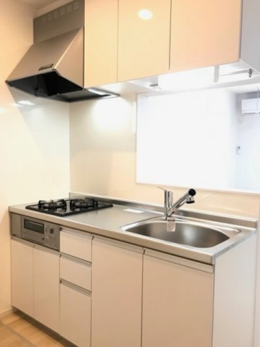 キッチンです フローラ