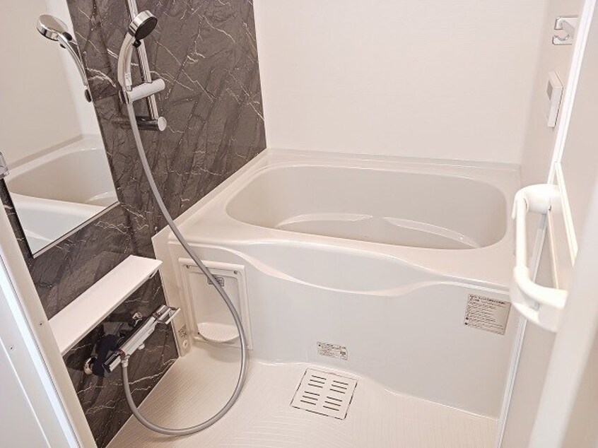  ルミエール明野