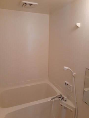  サンコリ－ヌ　Ａ