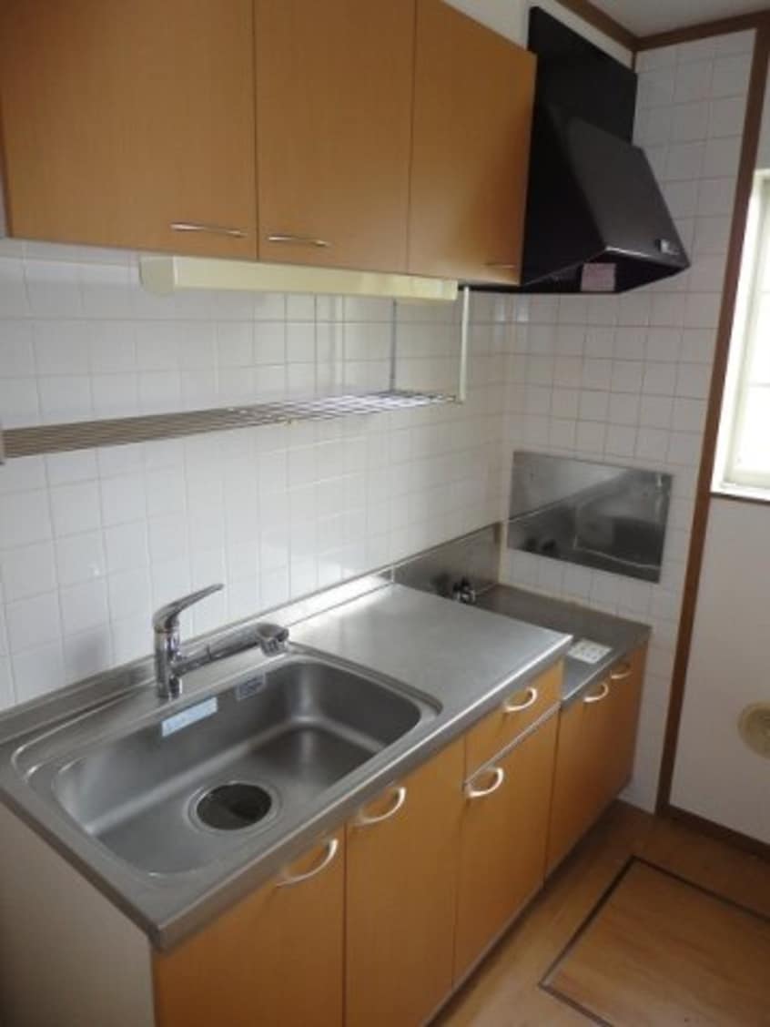  名鉄常滑線・空港線/名和駅 徒歩13分 1階 築22年