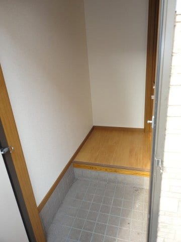  名鉄常滑線・空港線/名和駅 徒歩13分 1階 築22年