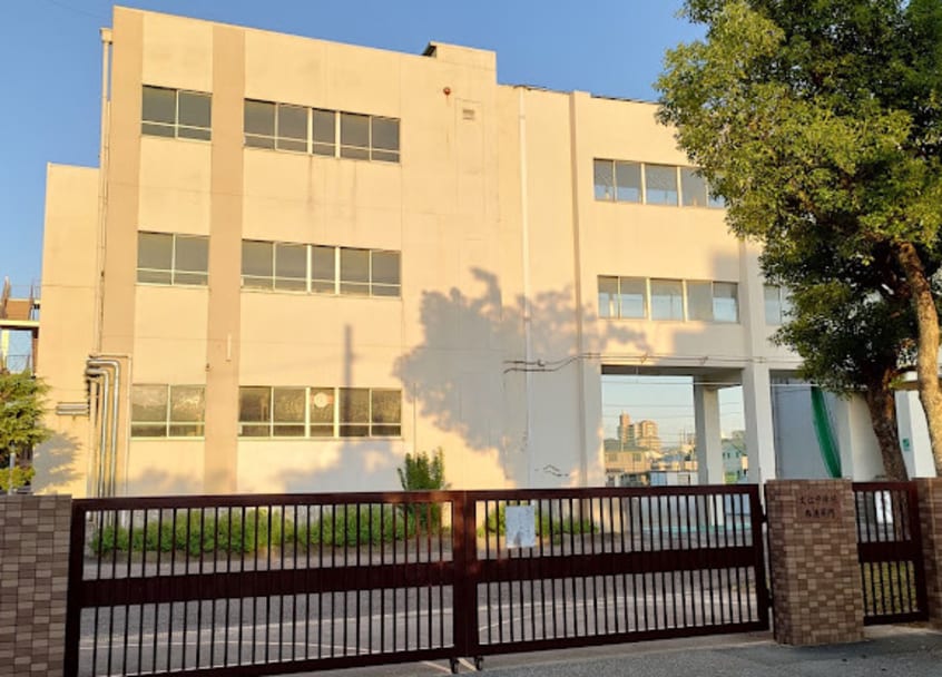 名古屋市立大江中学校(中学校/中等教育学校)まで526m 名鉄常滑線・空港線/道徳駅 徒歩13分 3階 築34年