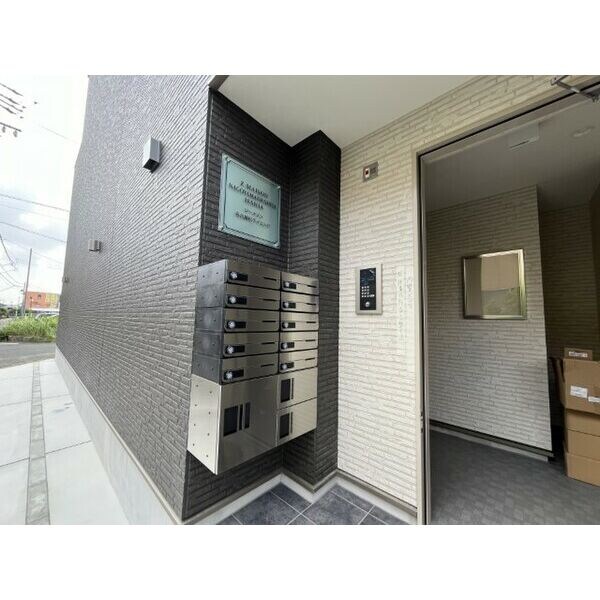 清潔なエントランスです ジーメゾン名古屋松下イエシア