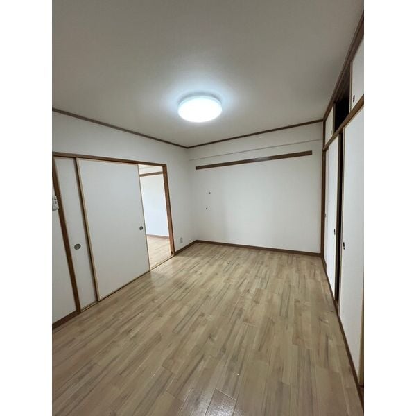  サンモール原(知多市)