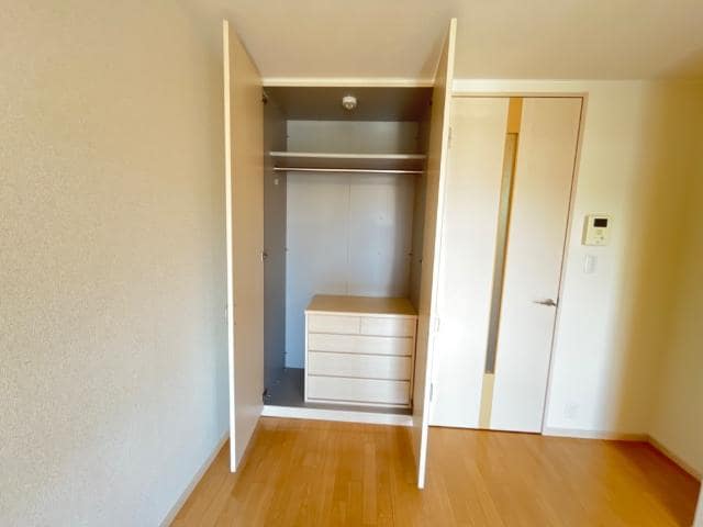 クローゼット プレジデント・川中