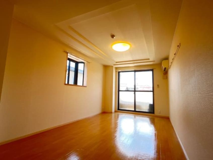 洋室 プレジデント・川中