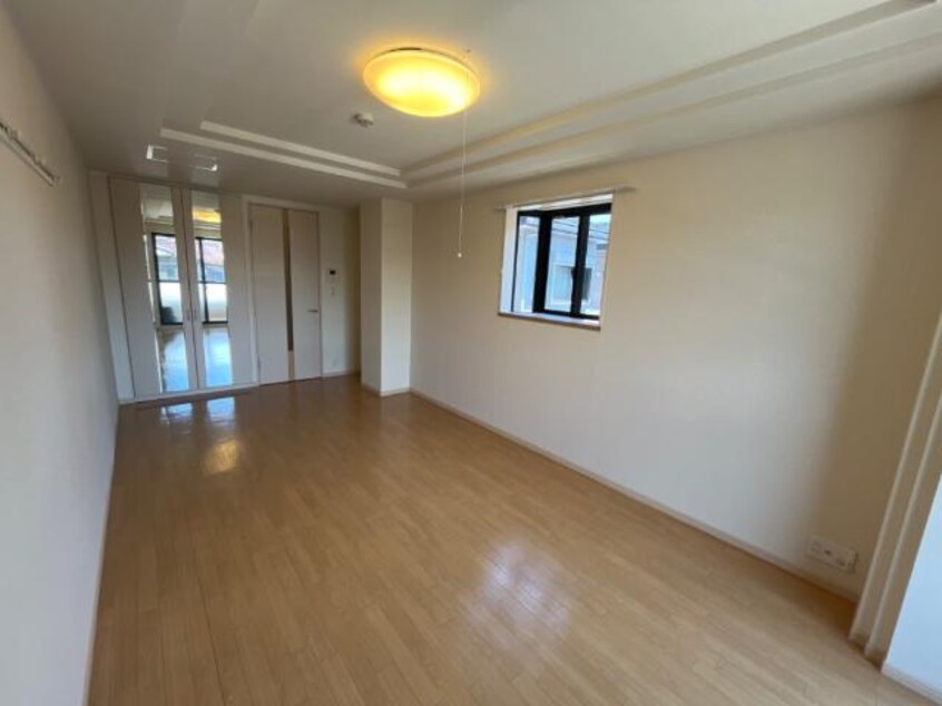 洋室 プレジデント・川中