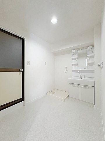  名鉄名古屋本線/本笠寺駅 徒歩16分 1階 築31年