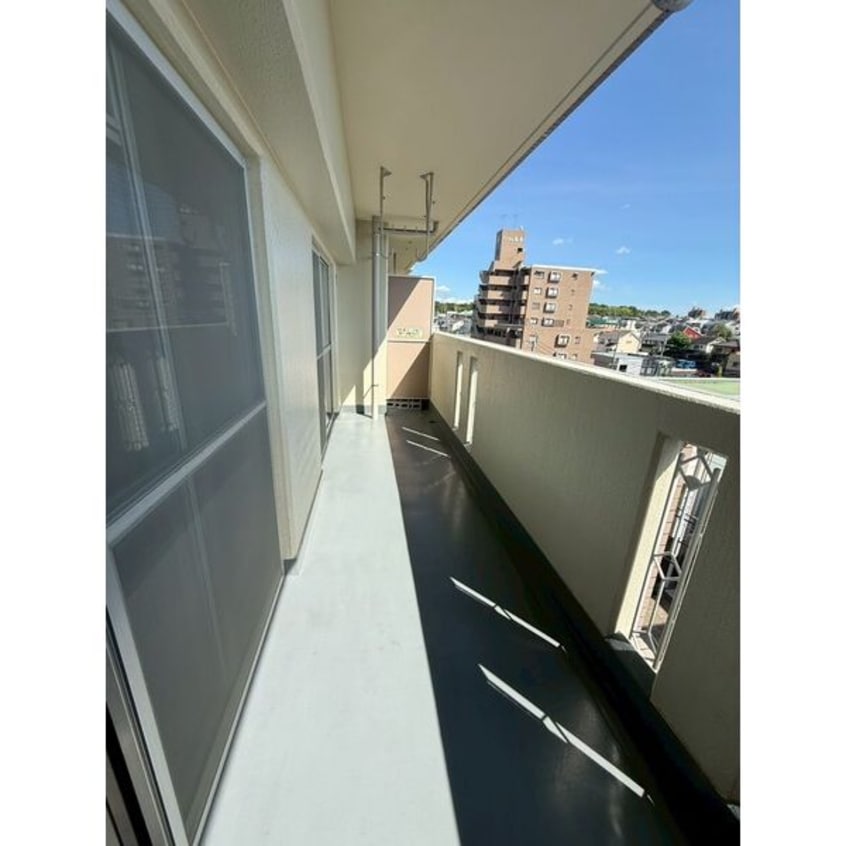  鴻ノ巣ヒルズビル