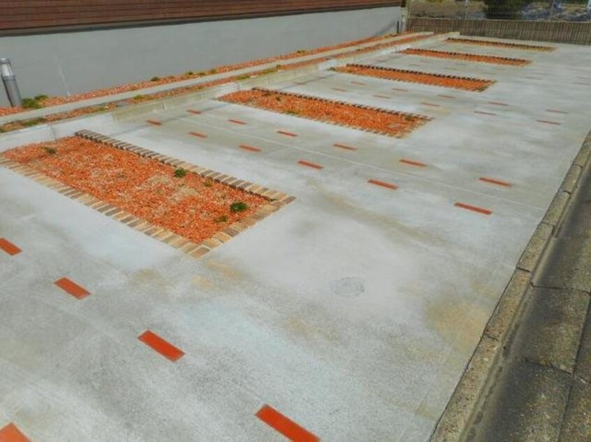  名古屋臨海高速鉄道<あおなみ線>/荒子川公園駅 徒歩24分 2階 築8年