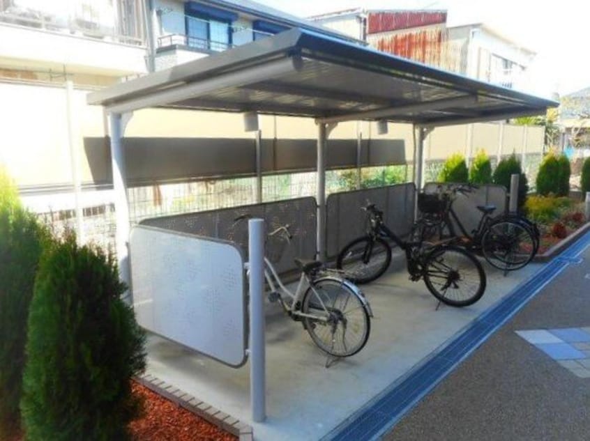  名古屋臨海高速鉄道<あおなみ線>/荒子川公園駅 徒歩24分 2階 築8年